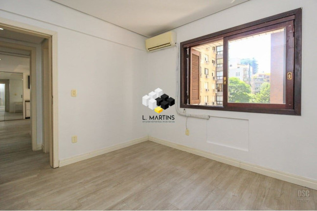 Imagem Apartamento com 3 Quartos à Venda, 137 m² em Petrópolis - Porto Alegre Imagem Apartamento com 3 Quartos à Venda, 137 m² em Petrópolis - Porto Alegre
