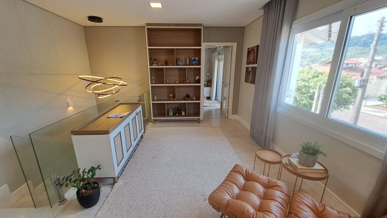 Imagem Casa com 3 Quartos à Venda, 235 m² em Arroio Grande - Santa Cruz Do Sul