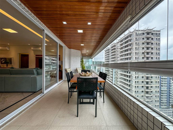 Apartamento com 4 Quartos à Venda, 205 m² em Forte - Praia Grande