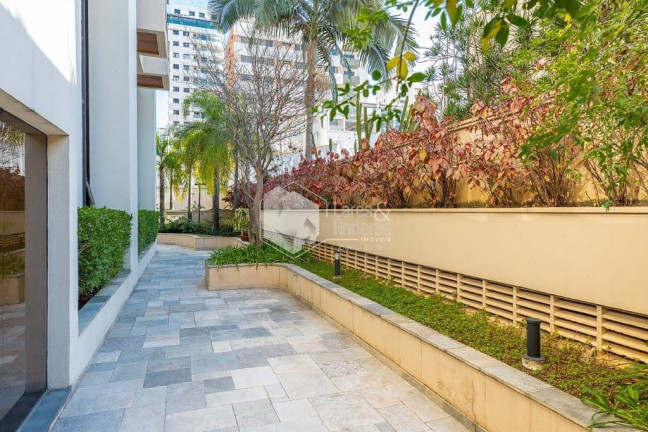 Imagem Apartamento com 4 Quartos à Venda, 200 m² em Moema - São Paulo