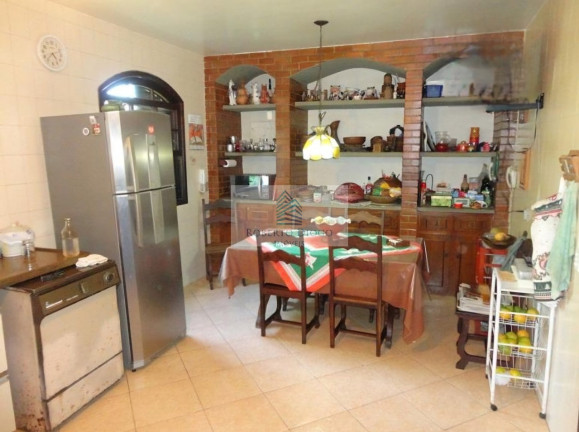 Imagem Casa com 4 Quartos à Venda, 330 m² em Santa Rosa - Niterói Imagem Casa com 4 Quartos à Venda, 330 m² em Santa Rosa - Niterói