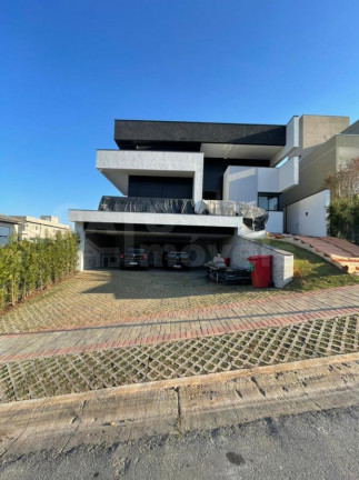 Imagem Casa com 3 Quartos à Venda, 320 m² em Tamboré - Santana De Parnaíba Imagem Casa com 3 Quartos à Venda, 320 m² em Tamboré - Santana De Parnaíba