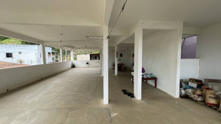 Imagem Casa com 3 Quartos à Venda, 200 m² em Luiz Iglésias - Colatina