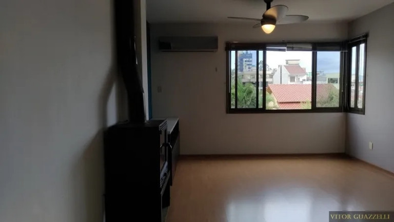 Imagem Apartamento com 2 Quartos à Venda, 75 m² em São João - Porto Alegre