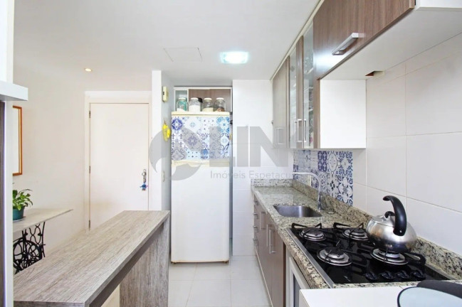 Imagem Apartamento com 2 Quartos à Venda, 60 m² em Cristo Redentor - Porto Alegre Imagem Apartamento com 2 Quartos à Venda, 60 m² em Cristo Redentor - Porto Alegre