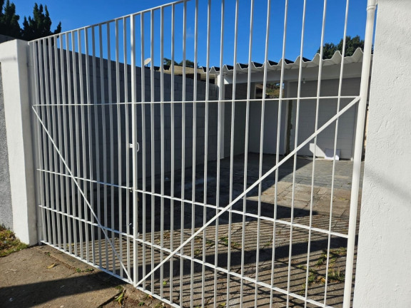 Imagem Casa com 4 Quartos à Venda, 133 m² em Jardim Satélite - São José Dos Campos Imagem Casa com 4 Quartos à Venda, 133 m² em Jardim Satélite - São José Dos Campos