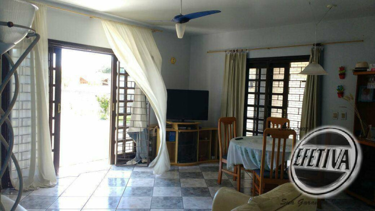 Imagem Casa com 2 Quartos à Venda, 144 m² em Centro - Guaratuba