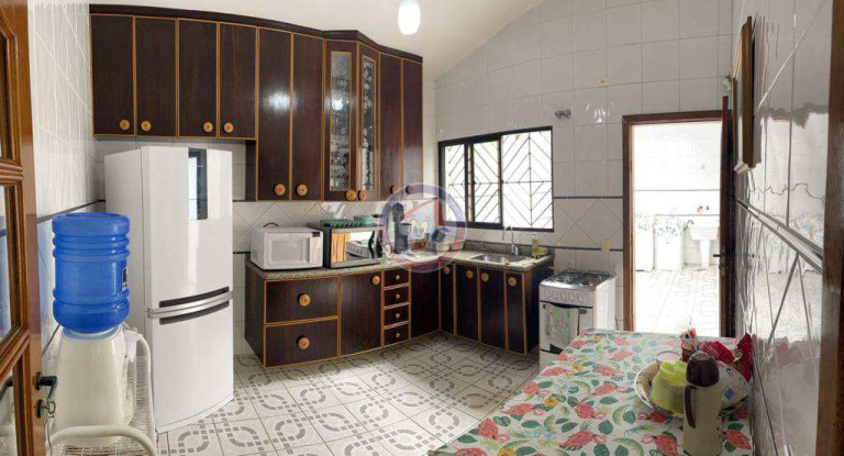 Imagem Casa com 2 Quartos à Venda, 130 m² em Vila Anhanguera - Mongaguá