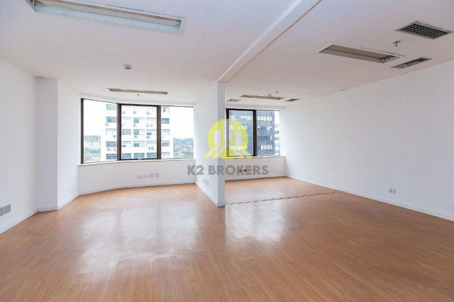 Sala Comercial à Venda, 28 m² em Jardim Paulista - São Paulo