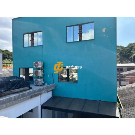 Imagem Casa com 2 Quartos à Venda, 180 m² em Tabuleiro - Camboriú