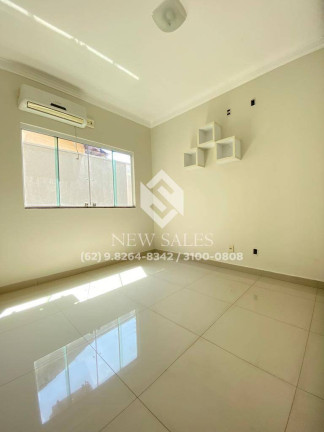 Imagem Casa com 3 Quartos à Venda, 160 m² em Moinho Dos Ventos - Goiânia Imagem Casa com 3 Quartos à Venda, 160 m² em Moinho Dos Ventos - Goiânia