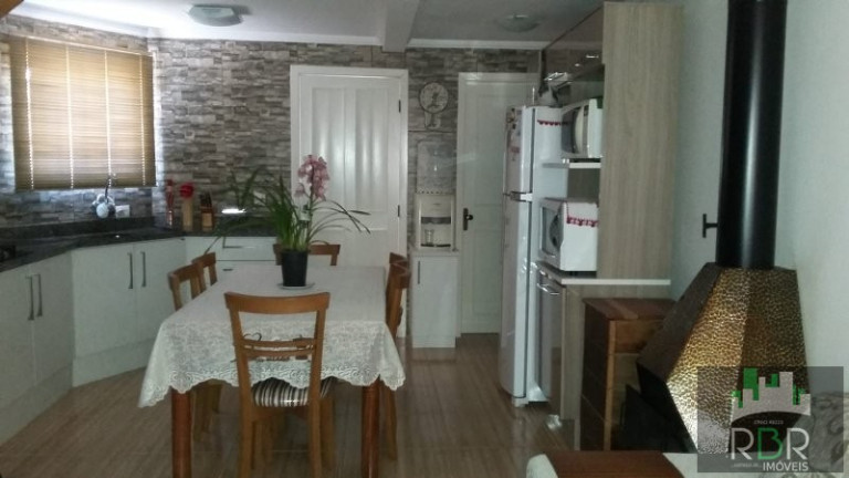 Imagem Casa com 2 Quartos à Venda, 81 m² em Caxias Do Sul