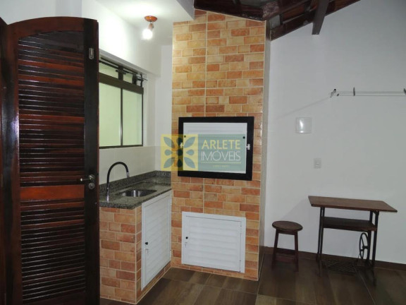 Imagem Casa com 5 Quartos à Venda, 165 m² em Centro - Porto Belo Imagem Casa com 5 Quartos à Venda, 165 m² em Centro - Porto Belo