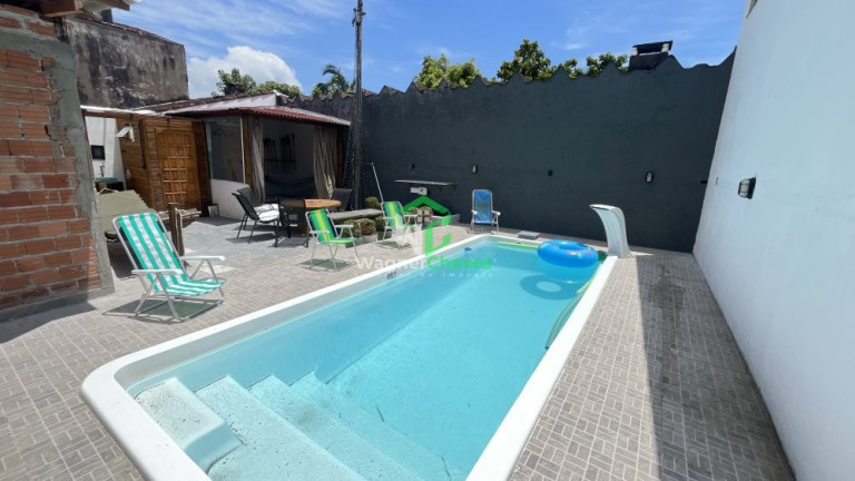 Imagem Casa com 7 Quartos para Alugar ou Temporada, 280 m² em Praia De Leste - Pontal Do Paraná Imagem Casa com 7 Quartos para Alugar ou Temporada, 280 m² em Praia De Leste - Pontal Do Paraná