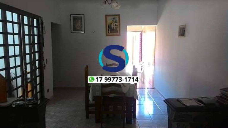 Imagem Casa com 4 Quartos à Venda, 320 m² em Centro - Ouroeste Imagem Casa com 4 Quartos à Venda, 320 m² em Centro - Ouroeste