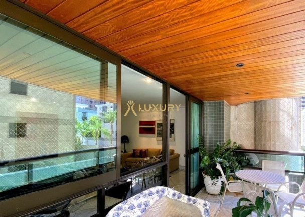 Imagem Imóvel com 4 Quartos à Venda, 230 m² em Lourdes - Belo Horizonte