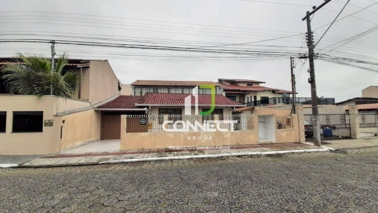 Imagem Casa com 3 Quartos à Venda, 308 m² em Cordeiros - Itajaí