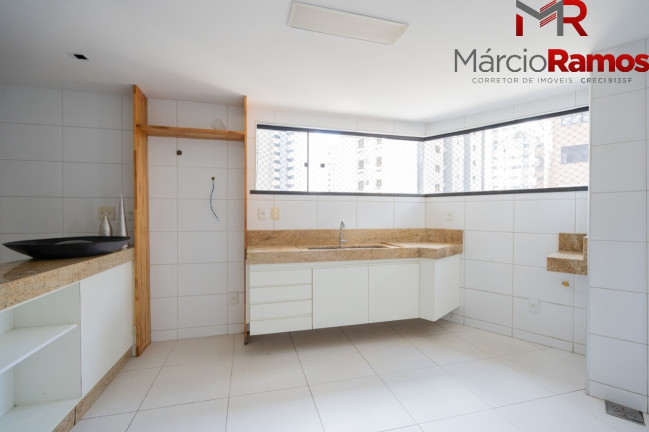 Imagem Imóvel com 3 Quartos à Venda, 210 m² em Meireles - Fortaleza Imagem Imóvel com 3 Quartos à Venda, 210 m² em Meireles - Fortaleza
