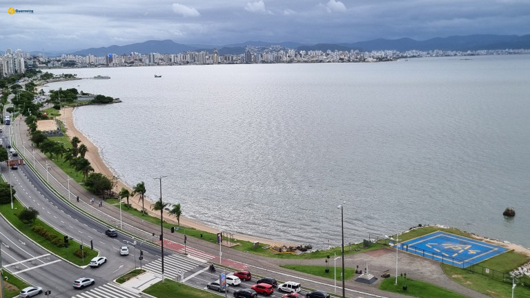 Imagem Cobertura com 4 Quartos à Venda, 690 m² em Centro - Florianópolis Imagem Cobertura com 4 Quartos à Venda, 690 m² em Centro - Florianópolis