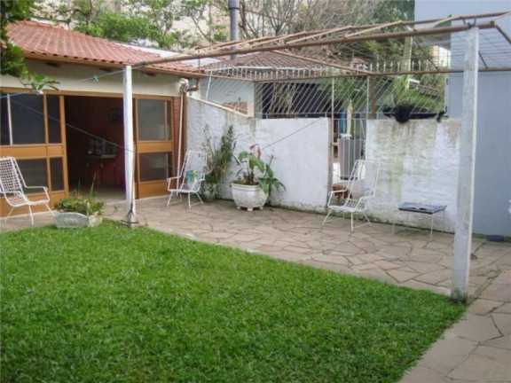 Imagem Casa com 2 Quartos à Venda, 176 m² em Sarandi - Porto Alegre Imagem Casa com 2 Quartos à Venda, 176 m² em Sarandi - Porto Alegre