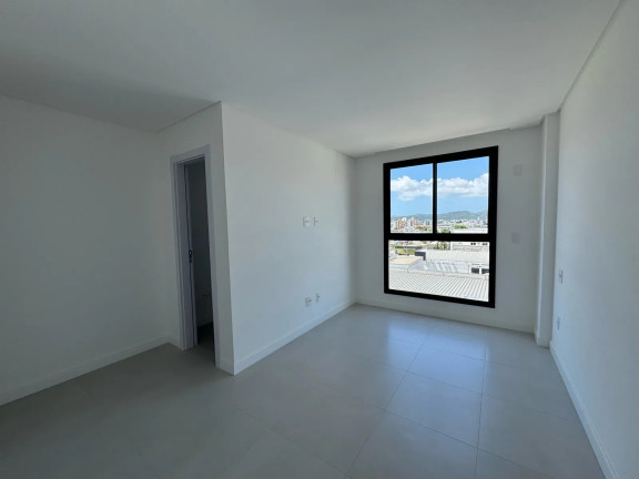 Imagem Apartamento com 2 Quartos à Venda, 70 m² em Estados - Balneário Camboriú