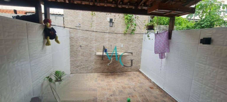 Imagem Casa com 2 Quartos à Venda ou Locação, 63 m² em Guaratiba - Rio De Janeiro Imagem Casa com 2 Quartos à Venda ou Locação, 63 m² em Guaratiba - Rio De Janeiro