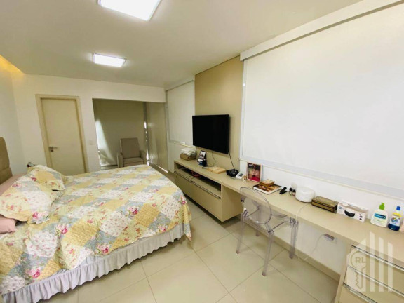 Imagem Casa com 5 Quartos à Venda, 375 m² em Tabajaras - Teresina