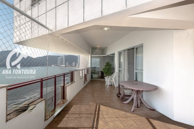 Imagem Apartamento com 3 Quartos à Venda, 238 m² em Centro - Balneário Camboriú Imagem Apartamento com 3 Quartos à Venda, 238 m² em Centro - Balneário Camboriú