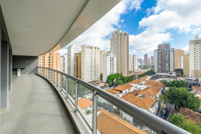 Apartamento com 3 Quartos à Venda, 134 m² em Vila Nova Conceição - São Paulo