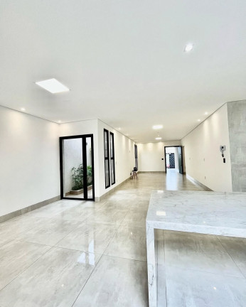 Imagem Imóvel com
3 Quartos à Venda, 163 m² em
Vila Brasilia -
Goiania Imagem Imóvel com
3 Quartos à Venda, 163 m² em
Vila Brasilia -
Goiania