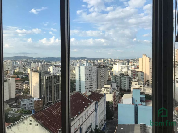 Imagem Apartamento com 3 Quartos à Venda, 180 m² em Centro Histórico - Porto Alegre Imagem Apartamento com 3 Quartos à Venda, 180 m² em Centro Histórico - Porto Alegre