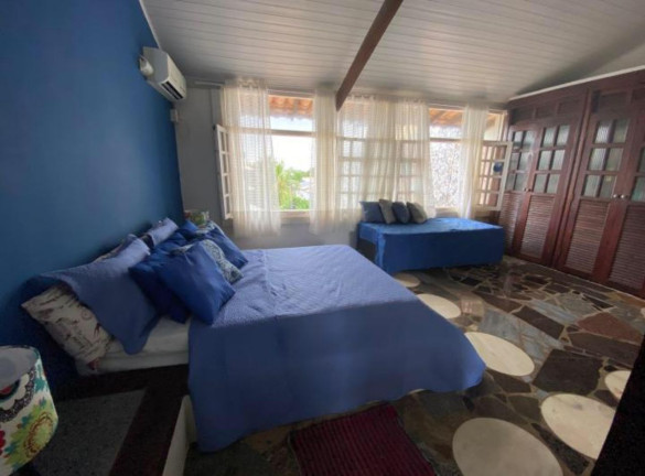 Imagem Casa com 4 Quartos à Venda, 250 m² em Stella Maris - Salvador Imagem Casa com 4 Quartos à Venda, 250 m² em Stella Maris - Salvador
