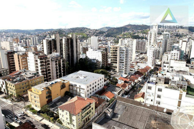 Imagem Apartamento com 2 Quartos à Venda, 75 m² em Centro - Juiz De Fora