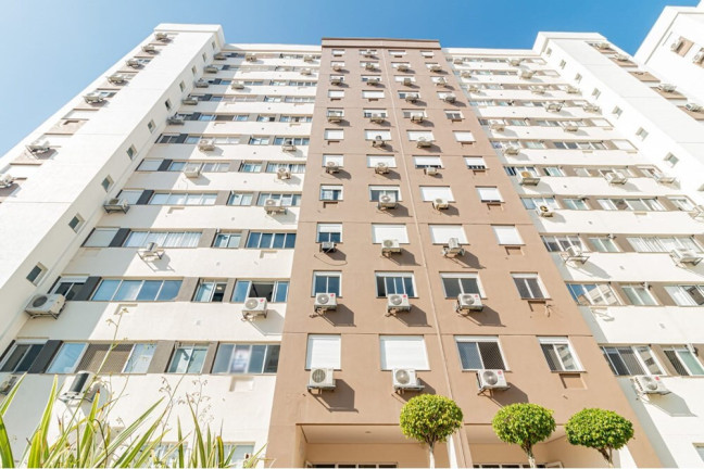 Apartamento com 2 Quartos à Venda, 58 m² em Passo Da Areia - Porto Alegre