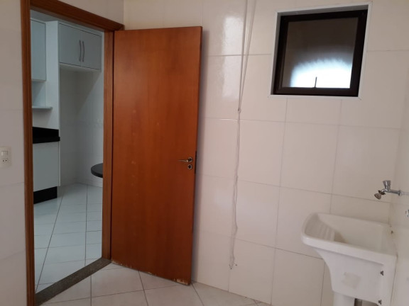 Imagem Imóvel com 3 Quartos à Venda, 203 m² em Bosque Da Saude - São Paulo