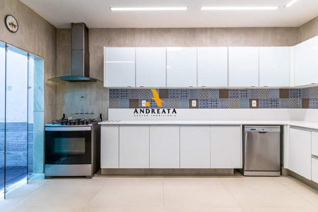 Imagem Casa com 4 Quartos à Venda, 595 m² em Humaitá - Rio De Janeiro