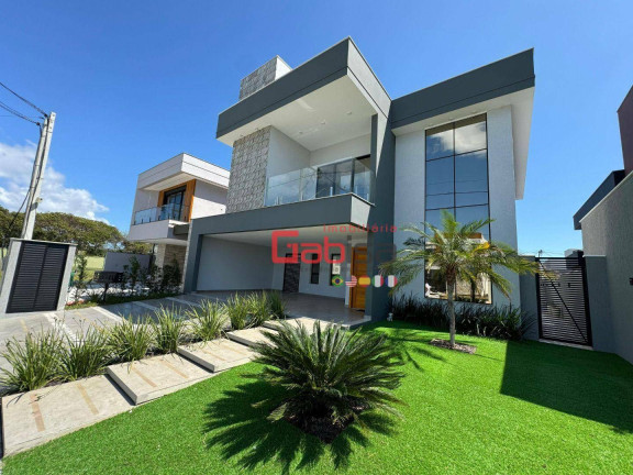 Casa com 4 Quartos à Venda, 381 m² em Guriri - Cabo Frio