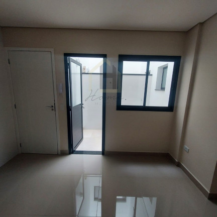 Imóvel com 2 Quartos à Venda, 50 m² em Vila Gilda - Santo André
