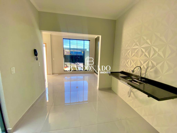 Imagem Casa com 3 Quartos à Venda, 125 m² em Centro - Extrema Imagem Casa com 3 Quartos à Venda, 125 m² em Centro - Extrema