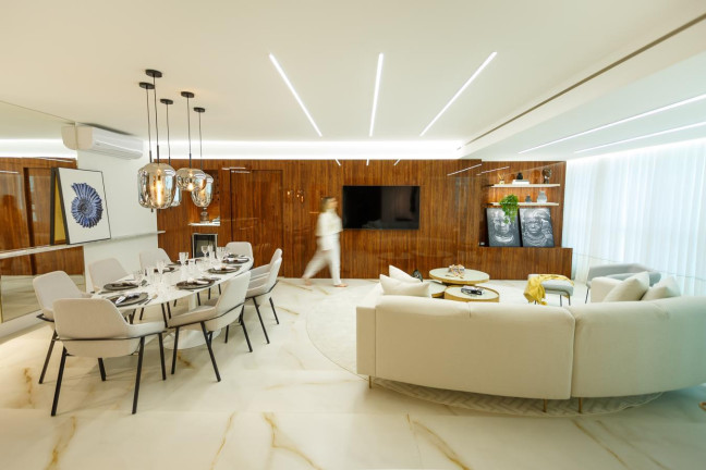 Imagem Apartamento com 4 Quartos à Venda, 207 m² em Centro - Balneário Camboriú Imagem Apartamento com 4 Quartos à Venda, 207 m² em Centro - Balneário Camboriú
