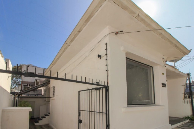 Imagem Casa com 2 Quartos à Venda, 141 m² em Petrópolis - Porto Alegre