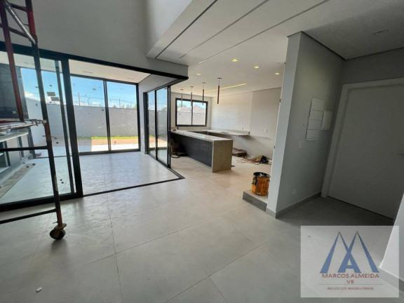 Imagem Casa de Condomínio com 3 Quartos à Venda, 226 m² em Cezar De Souza - Mogi Das Cruzes Imagem Casa de Condomínio com 3 Quartos à Venda, 226 m² em Cezar De Souza - Mogi Das Cruzes