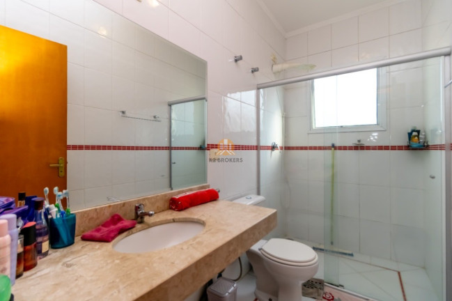 Imagem Casa com 3 Quartos à Venda, 251 m² em Jardim Regina - São Paulo Imagem Casa com 3 Quartos à Venda, 251 m² em Jardim Regina - São Paulo