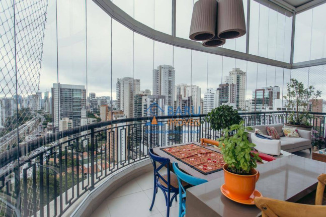 Imagem Apartamento com 3 Quartos à Venda, 225 m² em Campo Belo - São Paulo
