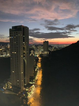 Imagem Imóvel com 4 Quartos à Venda, 244 m² em Belvedere - Belo Horizonte