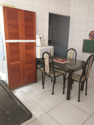 Imagem Casa com 2 Quartos à Venda,  em Parque Santa Edwiges - Bauru