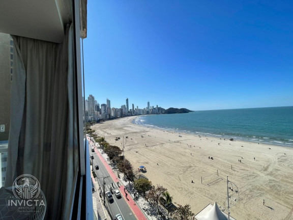 Apartamento com 3 Quartos à Venda, 100 m² em Centro - Balneário Camboriú