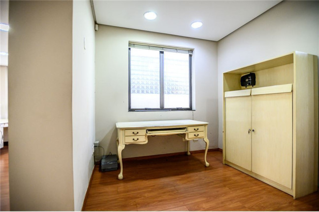 Imagem Sala Comercial à Venda, em Auxiliadora - Porto Alegre Imagem Sala Comercial à Venda, em Auxiliadora - Porto Alegre