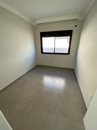 Imagem Sobrado com 4 Quartos à Venda, 212 m² em Jd Terra Do Vale - Caçapava Imagem Sobrado com 4 Quartos à Venda, 212 m² em Jd Terra Do Vale - Caçapava