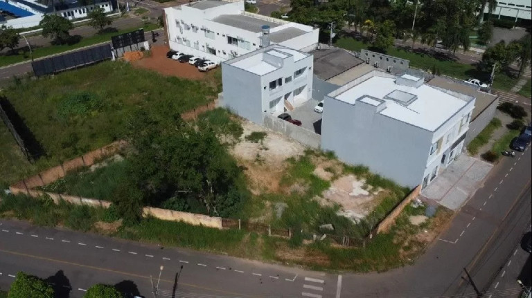 Imagem Terreno à Venda, 1.021 m² em Setor Comercial - Sinop Imagem Terreno à Venda, 1.021 m² em Setor Comercial - Sinop